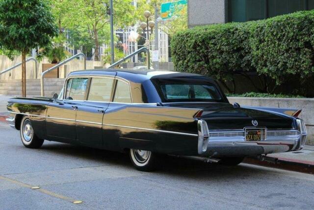 1964 Cadillac Fleetwood Air Conditioning, Cruise Control, Power Windows - photo 3