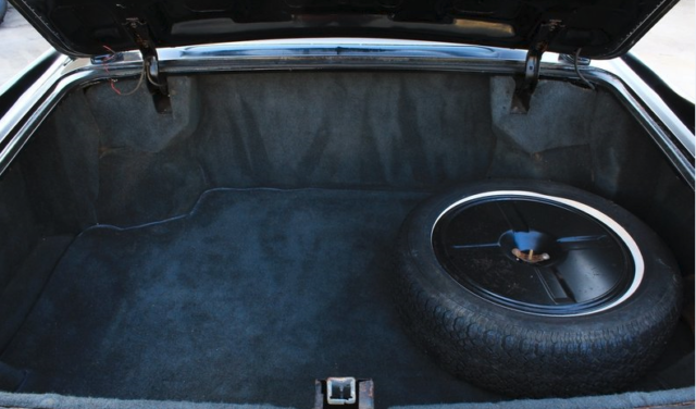 1964 Cadillac Fleetwood Air Conditioning, Cruise Control, Power Windows - photo 9