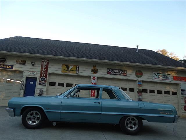 1964 Chevrolet Impala - photo 2