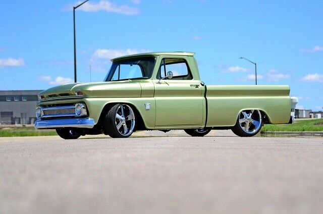 1964 Chevrolet C10 ( NO RESERVE - FREE DELIVERY ) 1964 Chevrolet C-10