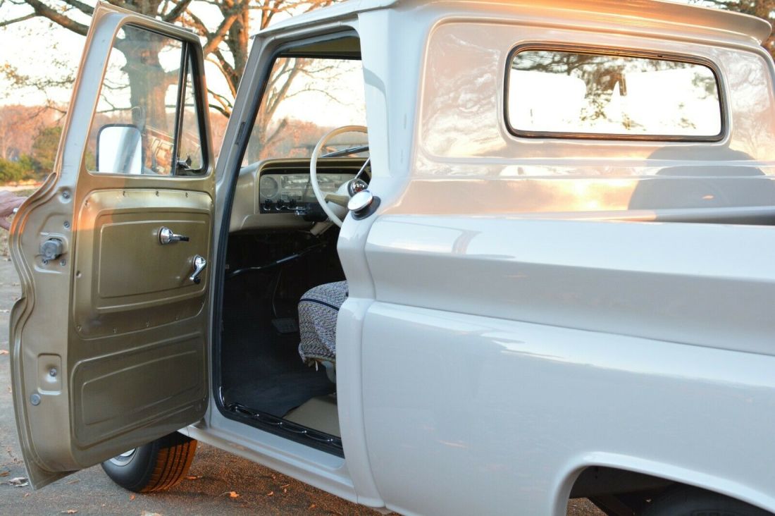 1964 Chevrolet C-10 SWB FLEETSIDE PICKUP TRUCK - photo 10