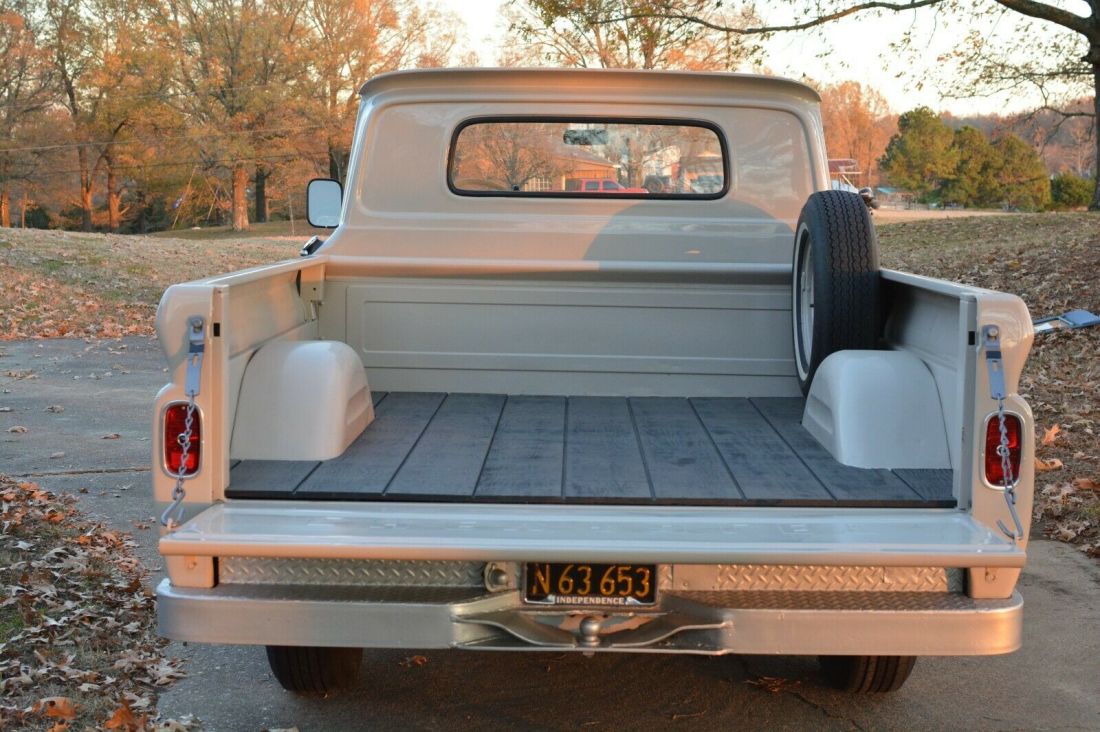 1964 Chevrolet C-10 SWB FLEETSIDE PICKUP TRUCK - photo 9
