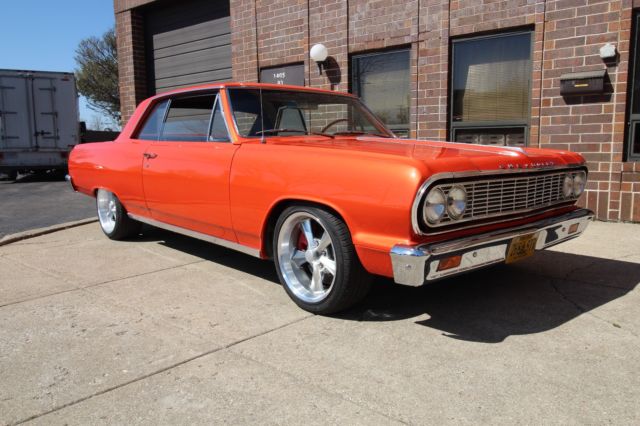 1964 Chevrolet Chevelle Malibu - 5spd - Show Car!! - photo 2