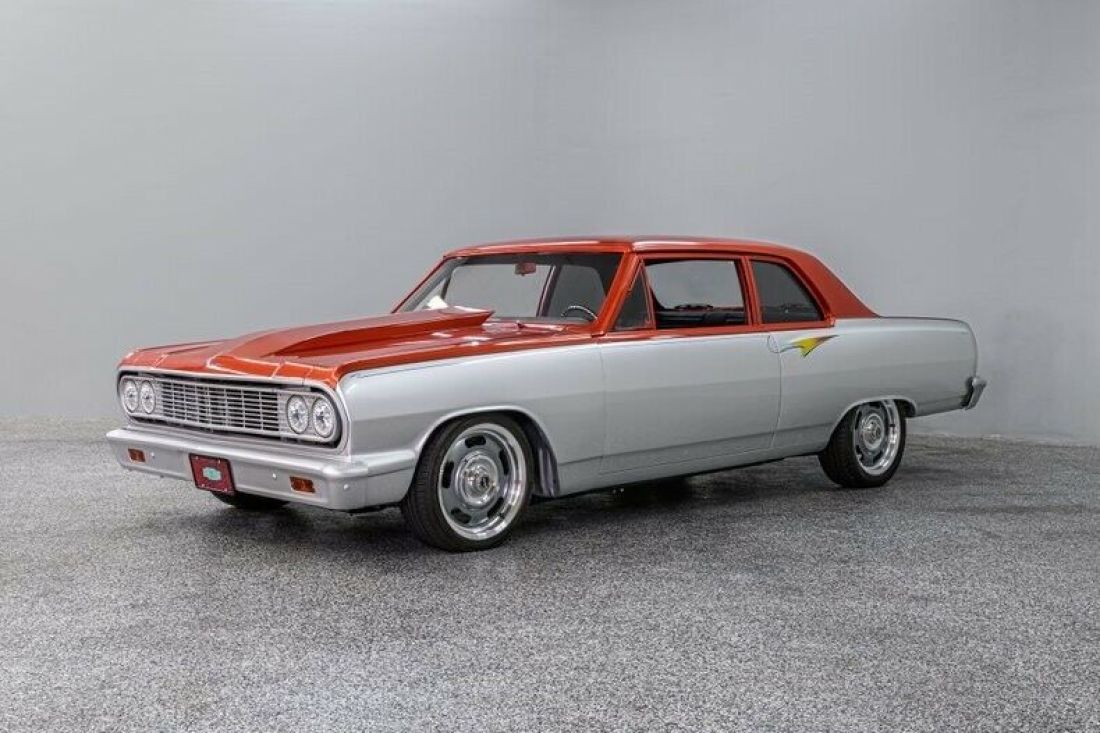 1964 Chevrolet Chevelle Resto-Mod 219 Miles Silver/Orange Coupe 350ci 3-Spd Turb 1964 Chevrolet Chevelle Resto-Mod
