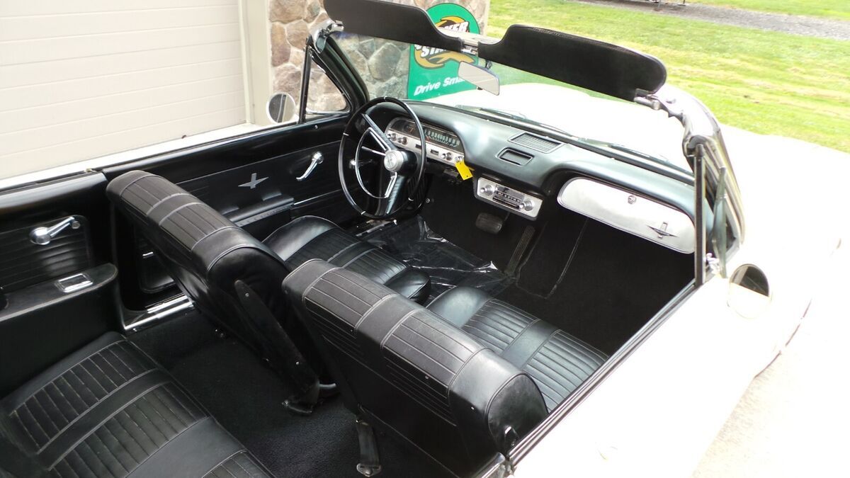 1964 Chevrolet Corvair - photo 2