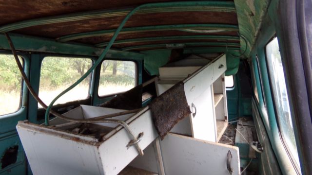1964 Chevrolet Corvair Green Briar Van ***NO RESERVE*** - photo 8