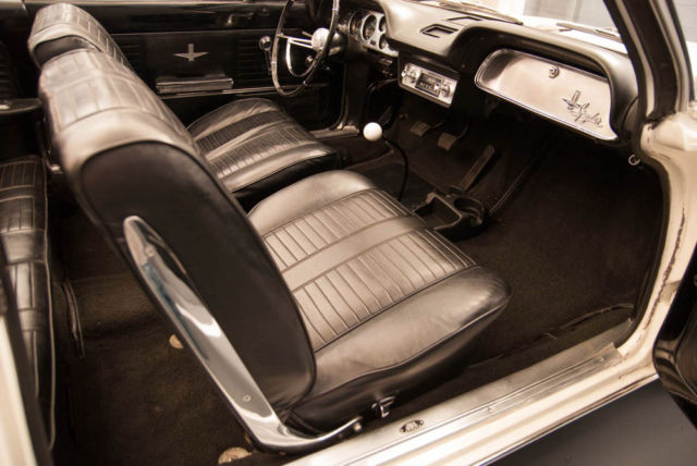 1964 Chevrolet Corvair Spyder - photo 8