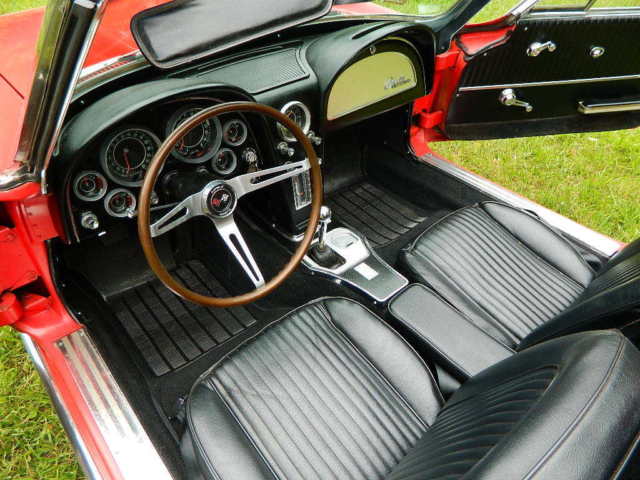 1964 Chevrolet Corvette Stingray - photo 2