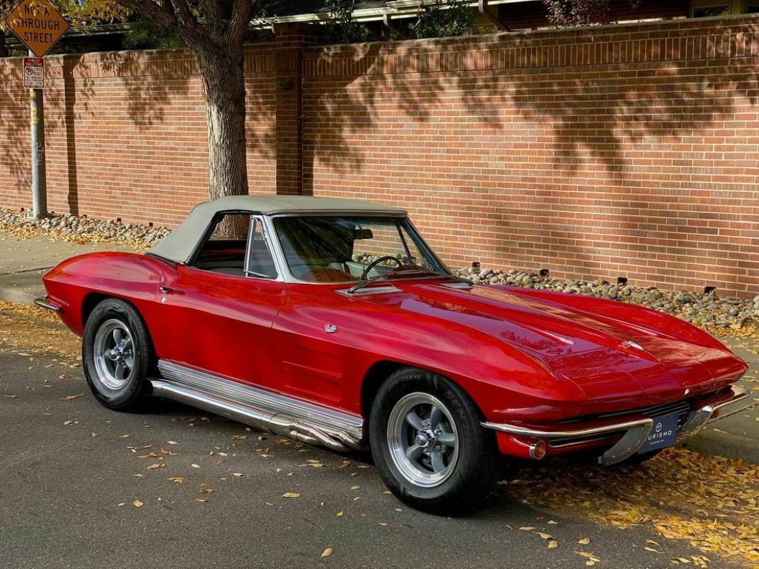 1964 Chevrolet Corvette Convertible 327ci V8/300hp, 4-speed Manual, 15&quo 1401 1964 Chevrolet Corvette Convertible 327ci V8/300hp, 4-speed Manual, 15&quo