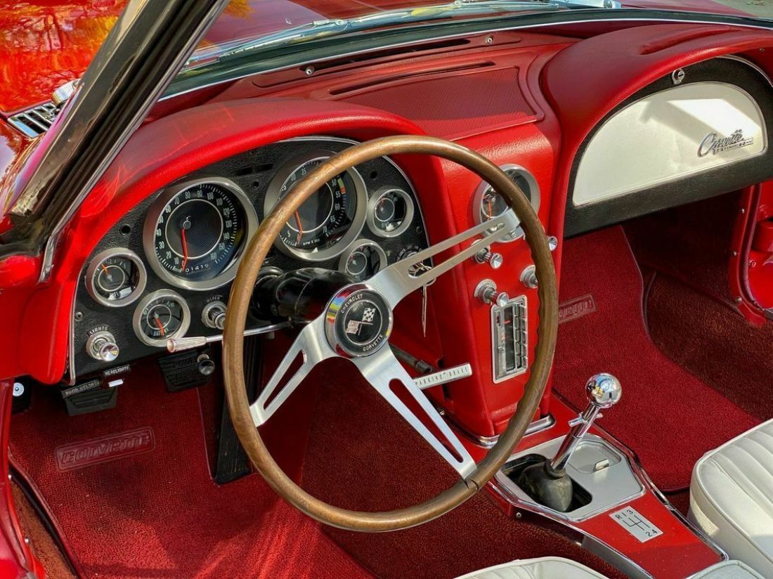 1964 Chevrolet Corvette Convertible 327ci V8/300hp, 4-speed Manual, 15&quo - photo 4