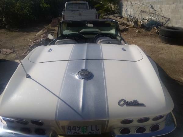 1964 Chevrolet Corvette Convertible - photo 12