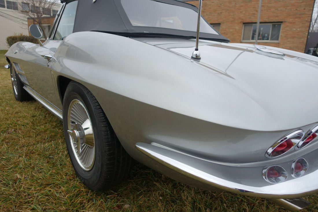 1964 Chevrolet Corvette - photo 11
