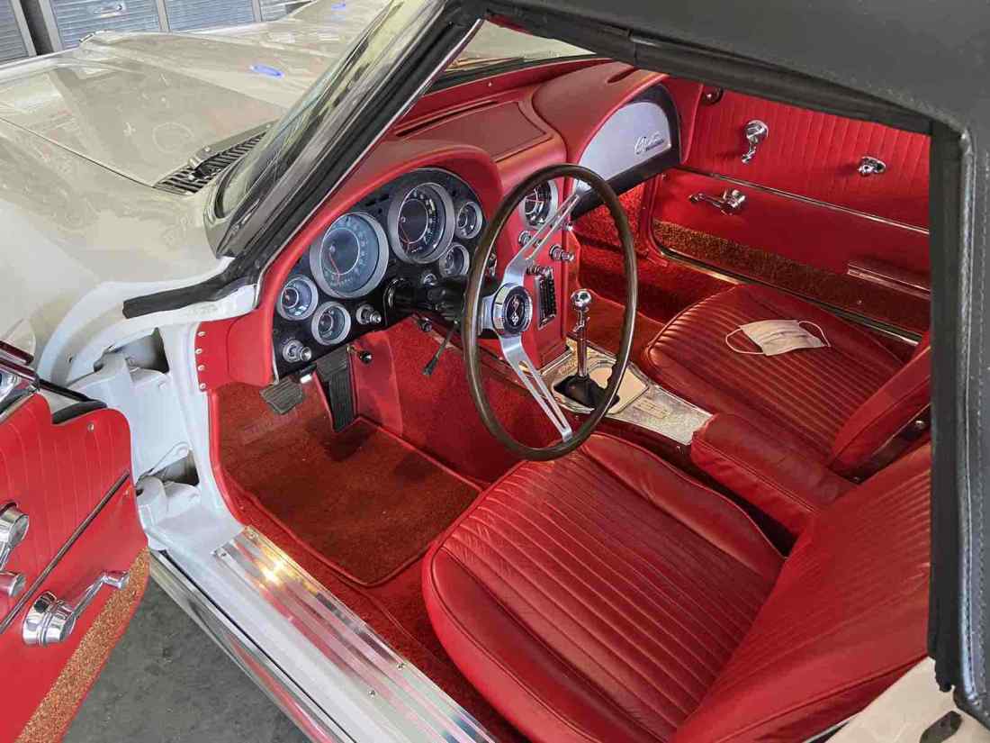 1964 Chevrolet Corvette White/Red - photo 6