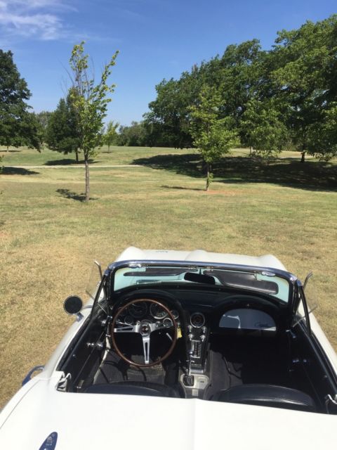 1964 Chevrolet Corvette CONVERTIBLE - photo 7