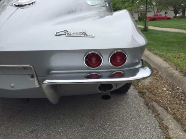 1964 Chevrolet Corvette - photo 2