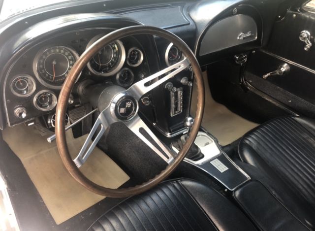 1964 Chevrolet Corvette Coupe - photo 2
