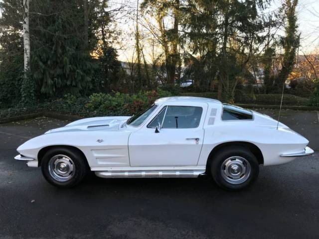 1964 Chevrolet Corvette Coupe - A/C 1964 Chevrolet Corvette