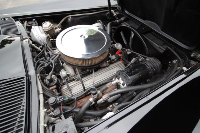 1964 Chevrolet Corvette Coupe - Factory Tuxedo Black - A/C + P.B - photo 11