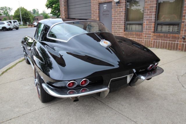1964 Chevrolet Corvette Coupe - Factory Tuxedo Black - A/C + P.B - photo 4