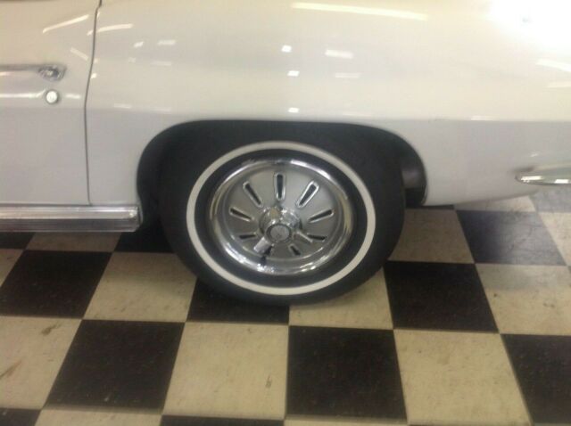 1964 Chevrolet Corvette - photo 11