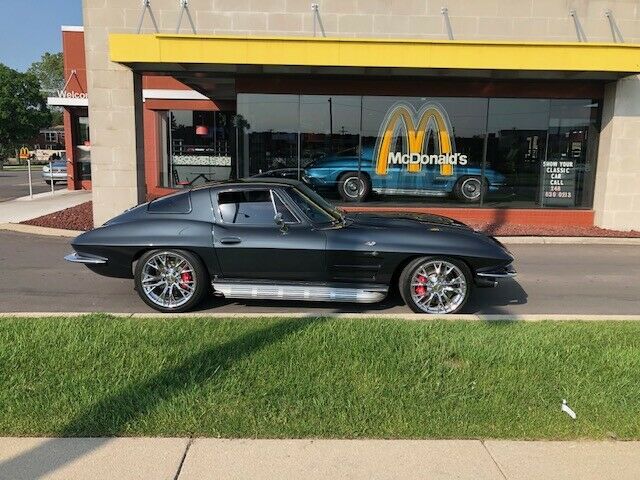 1964 Chevrolet Corvette STINGRAY - photo 11