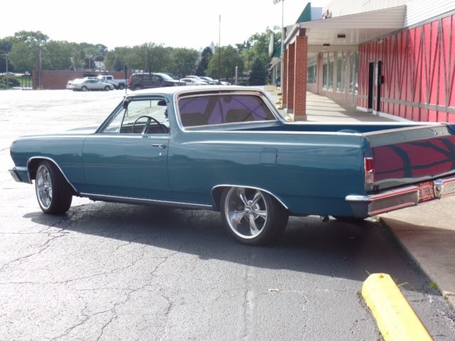 1964 Chevrolet El Camino -BIG BLOCK 454 V-8- SEE VIDEO - photo 4