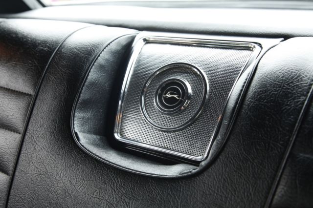 1964 Chevrolet Impala 2 Door Sport Coupe - photo 12