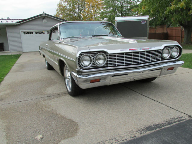 1964 Chevrolet Impala SPORT COUPE HARD TOP - photo 9