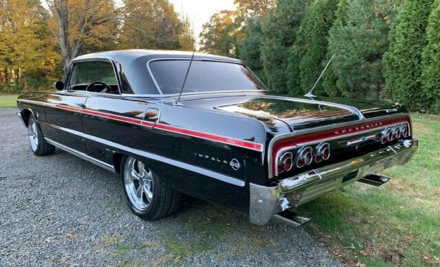1964 Chevrolet Impala SS - photo 2
