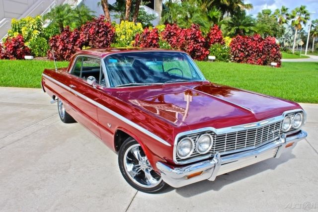 1964 Chevrolet Impala SS / Number's Matching / 327 Turbo-Fire / 4-Speed! - photo 9
