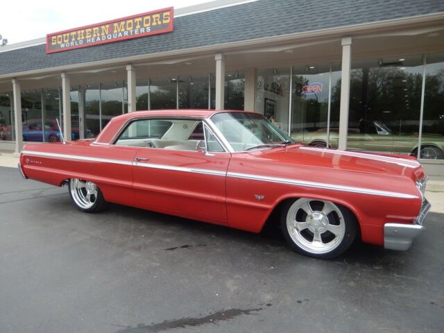 1964 Chevrolet Impala SS Ember red 327 factory A/C 1964 Chevrolet Impala SS