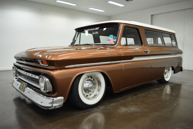1964 Chevrolet Suburban -- - photo 4