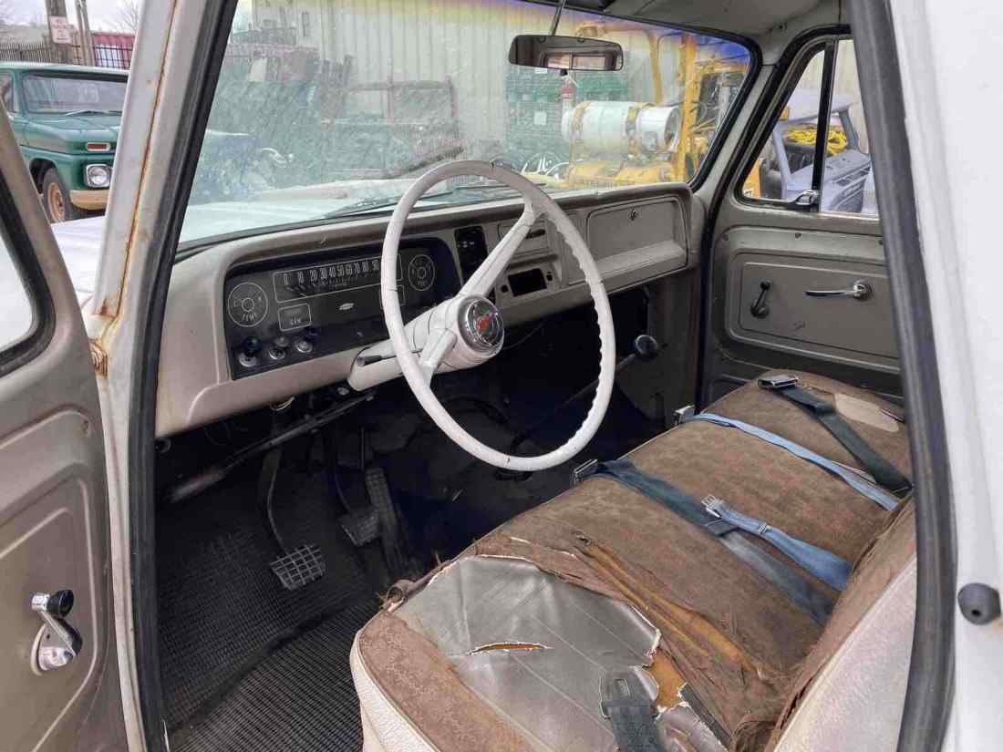 1964 Chevrolet Suburban - photo 11