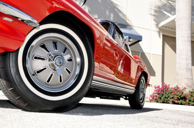 1964 Chevrolet Corvette Convertible 395HP V8 FUELIE - photo 10