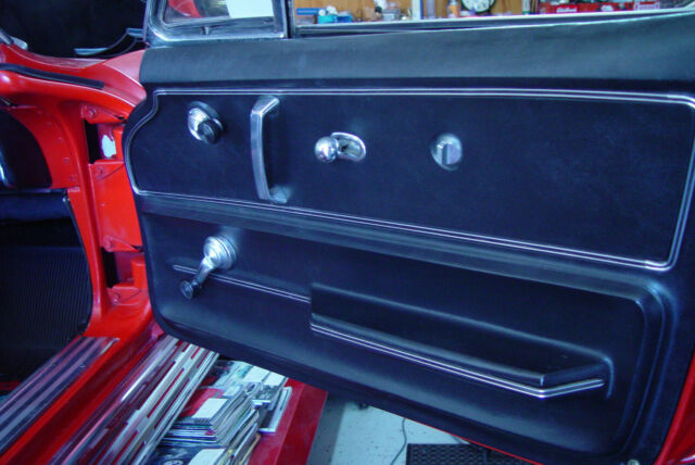 1964 Chevrolet Corvette Convertible - photo 12