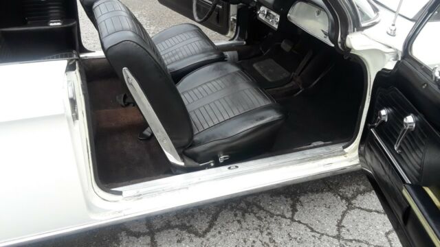 1964 Chevrolet Corvair monza - photo 13