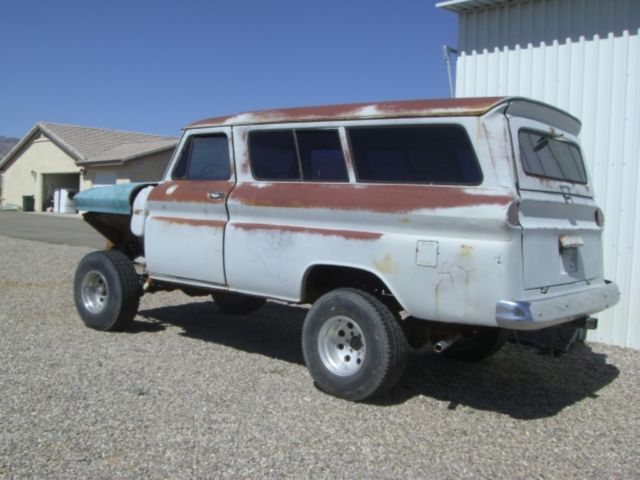 1964 Chevrolet Suburban 2 dr - photo 2