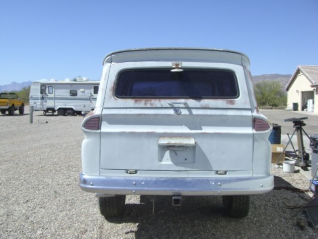 1964 Chevrolet Suburban 2 dr - photo 3