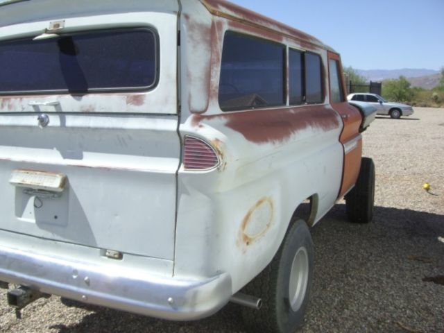 1964 Chevrolet Suburban 2 dr - photo 4