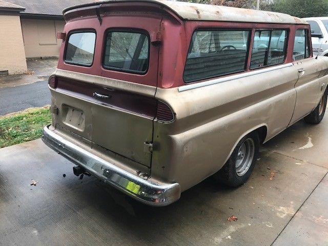 1964 Chevrolet Suburban - photo 2