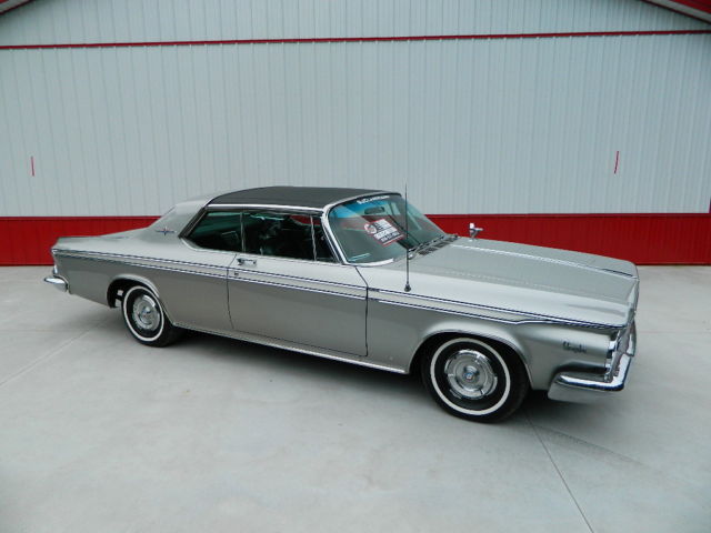1964 Chrysler 300 Series Silver Edition - photo 4