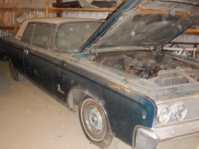 1964 Chrysler Imperial -- - photo 4