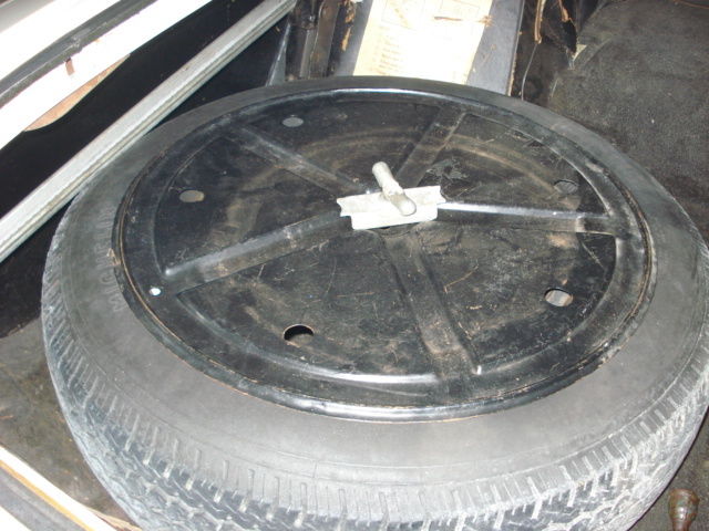 1964 Chrysler Imperial White with White Soft Top - photo 11