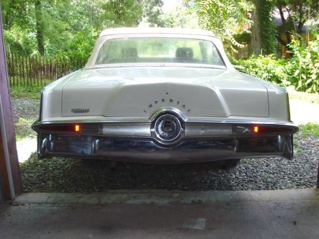 1964 Chrysler Imperial White with White Soft Top - photo 4