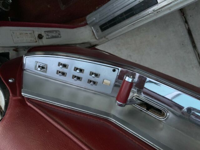 1964 Chrysler Imperial - photo 10