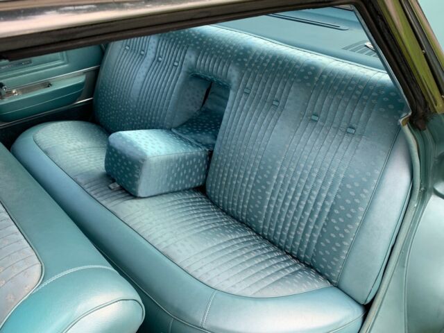 1964 Chrysler New Yorker 4 door - photo 6