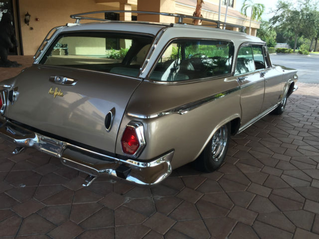 1964 Chrysler New Yorker Town & Country 9 passenger Station Wagon