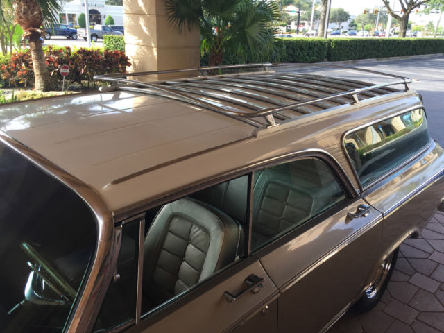 1964 Chrysler New Yorker Town & Country 9 passenger Station Wagon - photo 9