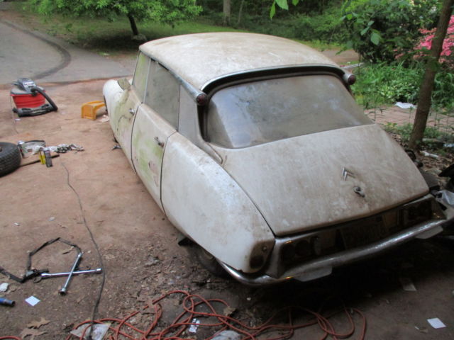 1964 Citroën DS19 - photo 9