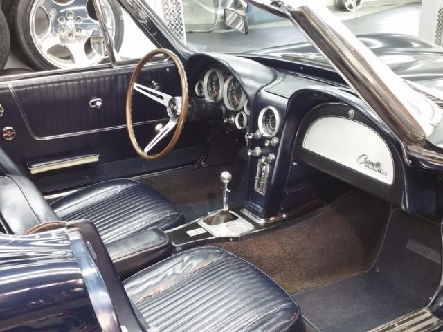 1964 Chevrolet Corvette Convertible - photo 11